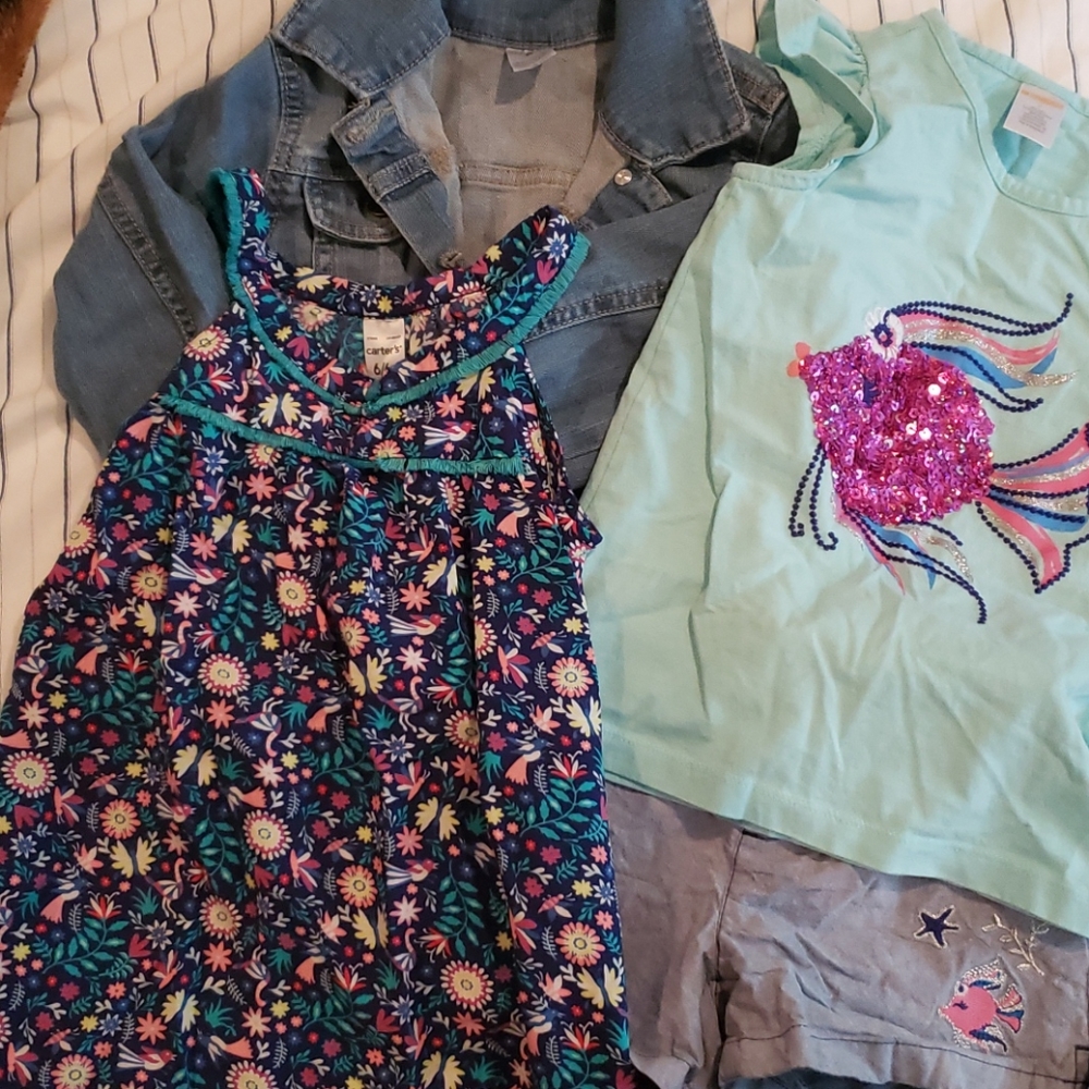 Four pieces of 6t clothing lightly used